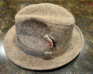 Vintage Dobbs Fifth Avenue Brown Tweed Fedora Hat Mens 7 1/8 - Picture 1 of 8