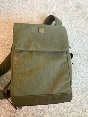 Bolso para cámara Acme Made Montgomery Street Carrier verde oliva Foto 1 de 4