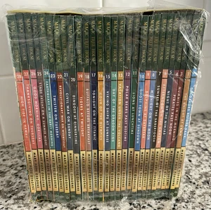 MAGIC TREE HOUSE A Library of Books 1-28 Boxed Set by Mary Pope Osborne - Picture 1 of 8