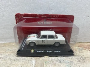 Alfa Romeo Giulia T.I. Super 1963-alfa romeo sport collection-1/43 - Foto 1 di 4