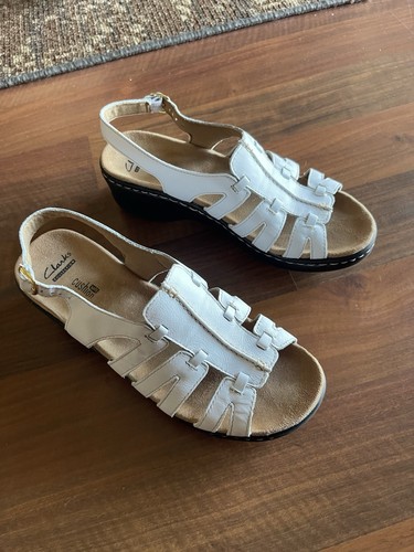 CLARKS Clark’s Collection Leximarig Q Sandali in pelle taglia 8 W (larghi) bianchi