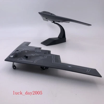 AMER USAF B-2A America Spirit Stealth Bomber 1/200 Diecast Model US SHIP - Image 1 of 4