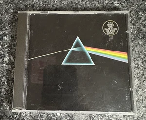 PINK FLOYD DARK SIDE OF THE MOON MUSIC CD ALBUM REISSUE PLAYS SUPBERB - Imagen 1 de 3