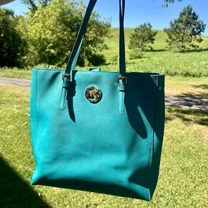 MICHAEL KORS Teal Saffiano Leather Tote Bag Shoulder Straps Gold Finishes Purse - Picture 1 of 8