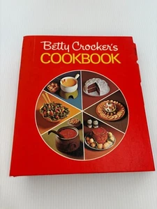 Vintage 1973 Betty Crocker's Cookbook 5 Ring Binder 19th Print 1 Ring Wont Close - Picture 1 of 10