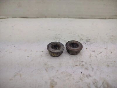 Tuercas de barra de motosierra Poulan Wild Thing P4018WT piezas de motosierra usadas OEM cantidad X-15. 2 Foto 1 de 2