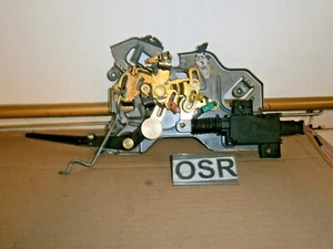 CHRYSLER VOYAGER 1999 OSR ZENTRALVERRIEGELUNG FAHRERSEITE HINTEN SCHNAPPMECHANISMUS MAGNET - Bild 1 von 1