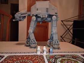 LEGO Star Wars AT-AT 4483 Complete Set with 1064 Pieces & Minifigures