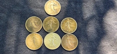 França Primeira Guerra Mundial e Post Silver Francs Lote de 7x Conjunto de Moedas de 1 Franco Não Classificado 1914-1918 - Imagem 1 de 4