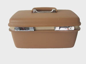 Vtg 50s Samsonite Profile Beauty Train Case Hardshell Luggage British Tan w Keys - Picture 1 of 10
