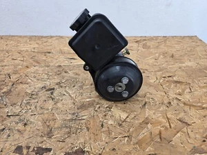 CHRYSLER CROSSFIRE SRT6 04-08 OEM POWER STEERING PUMP & RESERVOIR TANK 768195550 - Picture 1 of 7