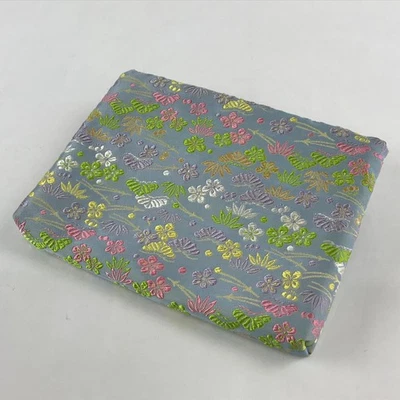 Bolsa de tela japonesa de colección azul claro pequeñas flores cremallera kimono Fukuro KB58 Foto 1 de 4