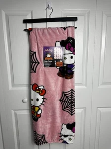 Hello Kitty Halloween throw Spider Web Candy Corn Plush Throw - Picture 1 of 2