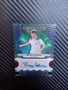 Bryan Robson Auto Numbered 064/199 Obsidian Aurora England Manchester United - Picture 1 of 2