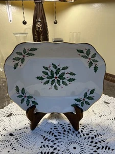 Lenox American by Design "Archive Scalloped Tray" Porzellan #830124 - Bild 1 von 12