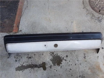 Paragolpes Trasero Mercedes-Benz 190 bm 201 1982 25 190 d 25 201126 25 ltr 66 kw - Imagen 1 de 4