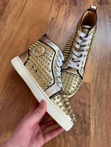 Christian Louboutin Mujer Zapatillas Altas Picos Dorados Logo EU 38 US 7.5 UK 5 - Imagen 1 de 23