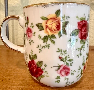 ROYAL ALBERT OLD COUNTRY ROSES COFFEE MUG - Picture 1 of 5