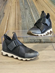 Zapatillas deportivas Sorel Kinetic Sneak de caña alta negras talla 7 para mujer NL3374-010  - Imagen 1 de 10