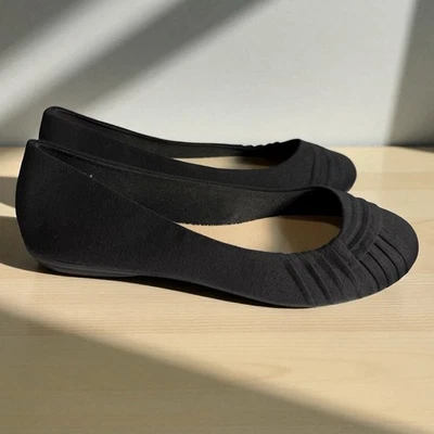 Sapatos femininos AE American Eagle tecido preto sapatilhas de balé tamanho 9 detalhe plissado - Imagem 1 de 4