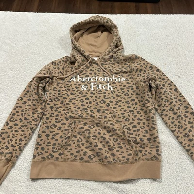 Sudadera con capucha mediana para mujer Abercrombie and Fitch estampado de leopardo, recortada, multicolor Foto 1 de 3
