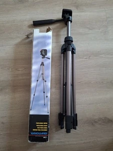 Vanguard MK-1 Aluminum Alloy Tripod Extends to 52” Lightweight - Picture 1 of 2