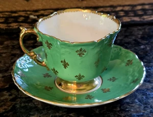 Vtg AYNSLEY Fine China Tea Cup & Saucer Green w/ Gold Fleur De Lis *EXC! - Picture 1 of 6