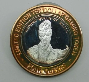 Four Queens Casino Edizione Limitata Dieci Dollari Daphne Queen Water Token Las Vegas - Foto 1 di 9