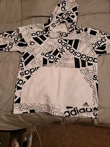 Adidas Boys Hoodie Size Large NWT - Picture 1 of 5