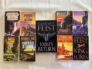 Vintage Fantasy Book Paperback Lot OF 9 - RAYMOND E FEIST CLASSIC HIGH FICTION - Picture 1 of 6