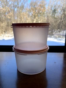 New Tupperware 3 3/4 cup set of two canisters - Picture 1 of 1