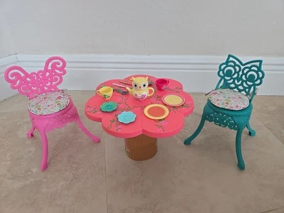 Mesa y sillas de fiesta de té WELLIE WISHERS * Muñeca American Girl de fiesta de jardín Foto 1 de 4