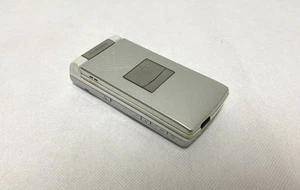 docomo FOMA SH902iS Silver flip phone - Picture 1 of 3