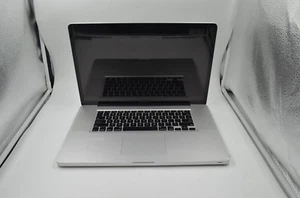 Grade B Apple MacBook 17" A1297 2009 1TB HDD 8GB RAM MB604LL/A - Picture 1 of 7