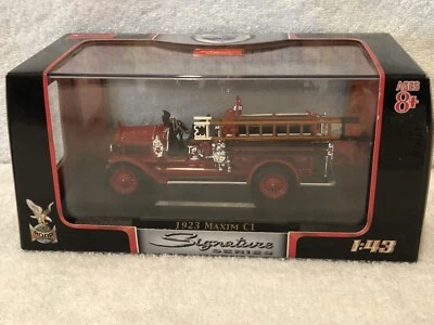 NIB Yat Ming Signature Series 1:43 1923 Maxim C1 Die Cast Fire Engine HFD - Image 1 of 4