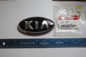 New Factory 2013-2020 Kia  emblem for grille - Picture 1 of 4