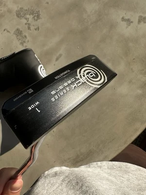 ODYSSEY BLACK SERIES TOUR DESIGN #1 WIDE 33INCH PUTTER GOLF CLUBS - Image 1 of 4