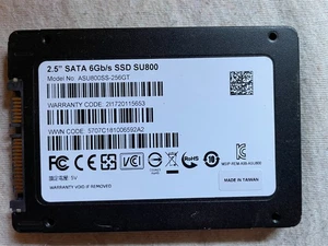 ADATA SU800 256 GB 2.5″ SATA III SSD - Picture 1 of 1