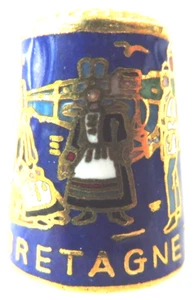 * DE A COUDRE DE COLLECTION THIMBLE - EMAIL - BRETAGNE FOND BLEU - Picture 1 of 1