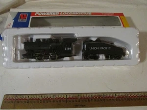 Life-Like Trains Union Pacific Powered Locomotive W/ Working Headlight 8394 - Picture 1 of 4