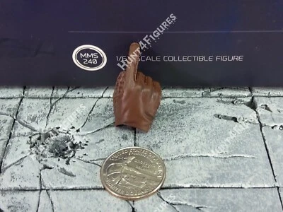 Figura de acción Hot Toys MMS240 Capitán América Edad de Oro 1/6 una mano derecha Foto 1 de 4