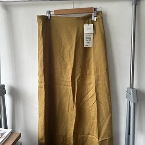 Falda grande Zara cálida oliva mezcla de lino 32€ antes 49€ - Imagen 1 de 8