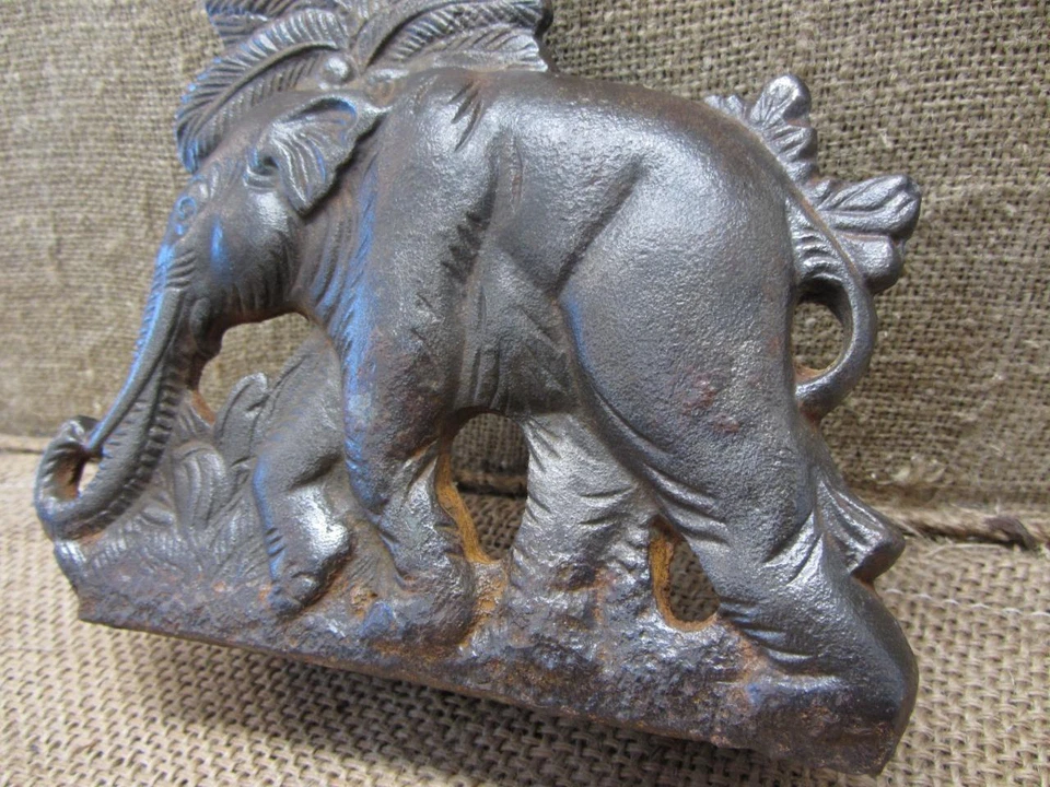 Vintage Ornate Elephant Cast Iron Doorstop Antique Old Decor Garden 11171 - Image 1 of 1