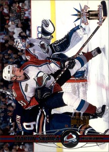 2000-01 (AVALANCHE) Pacific Premiere Date #122 Martin Skoula /40