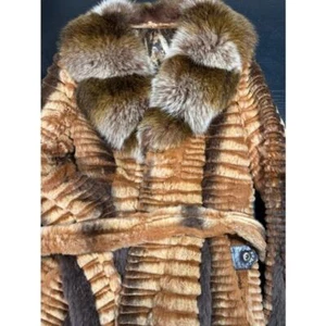 Luxurious Faux Rabbit Fur Coat Medium Warmth and Elegance - Picture 1 of 7