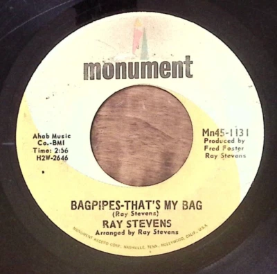 RAY STEVENS GITARZAN/BAGPIPES-THAT'S MY BAG MONUMENT RECORDS VINYL 45 63-1 - Image 1 of 3
