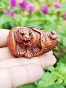 GX1277 - 20 Years Old 2" Hand Carved Boxwood Netsuke -Tiger - Picture 1 of 6