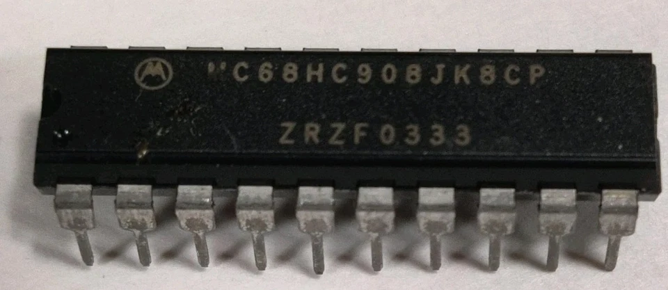 MC68HC908JK8, 8-bit, HC08, 8KB flash, 256 bytes RAM, 28-pin DIP - Image 1 of 1