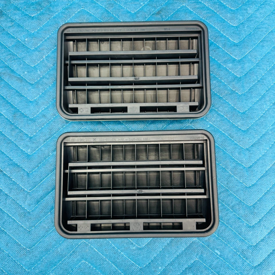 2012–2017 BMW 650i xDrive Rear Body Vent Valves Set (Left & Right) OEM 6962293 - Image 1 of 4