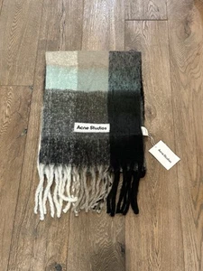 Oversized Warm Scarf Acne Studios Perfect for Winter Stylish & Lightweight - Picture 1 of 5